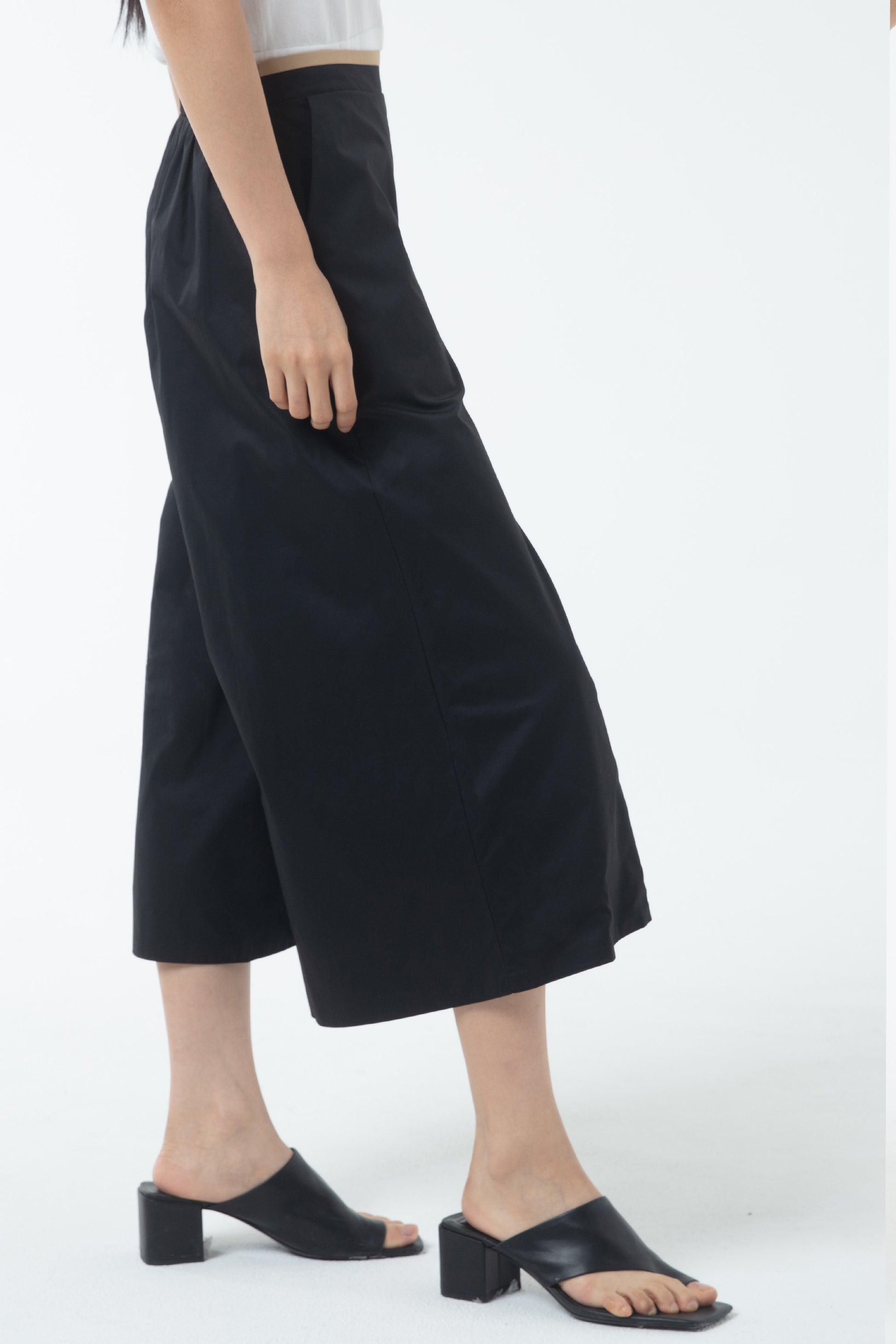 Khaki/Black
