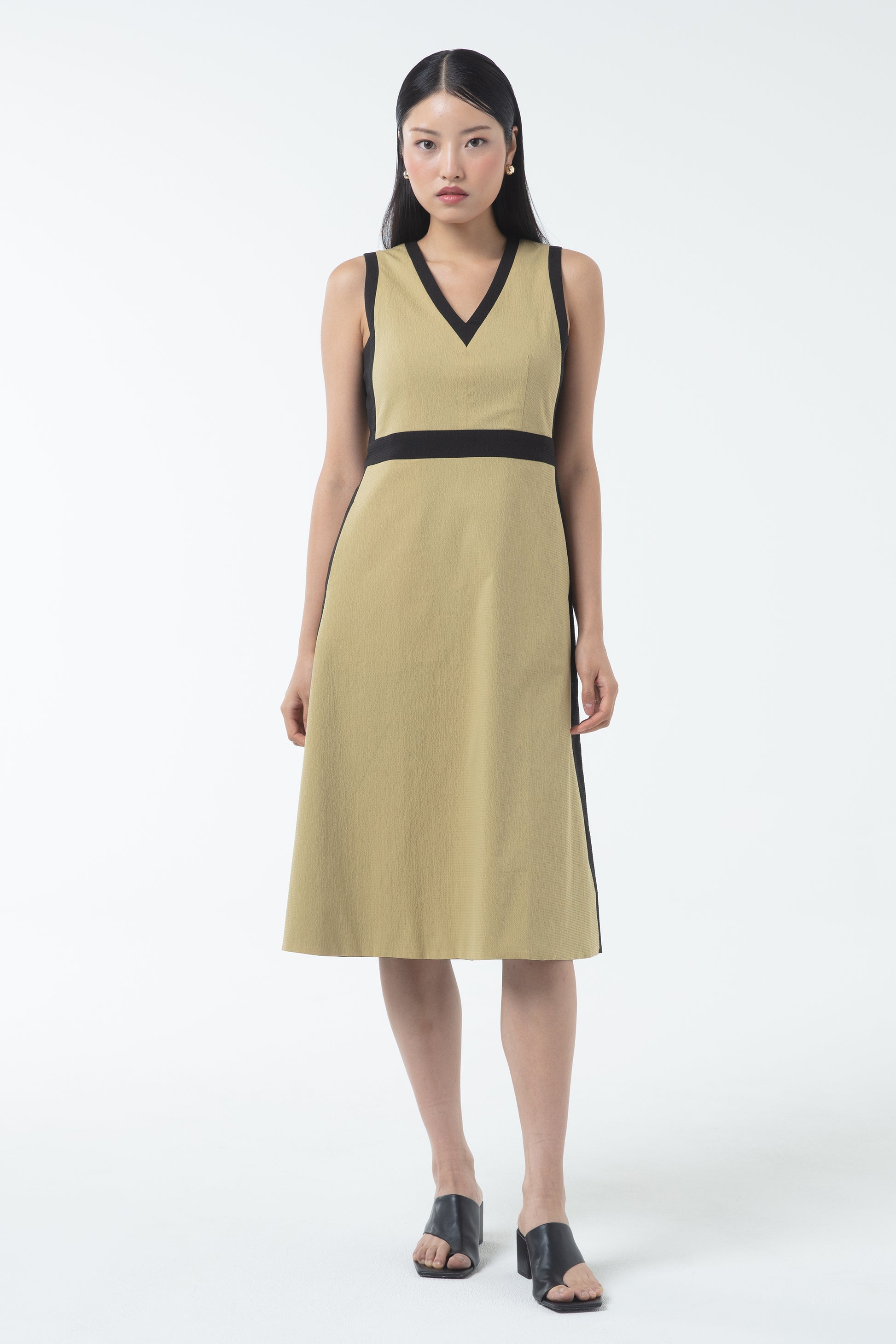 Light Olive/Black
