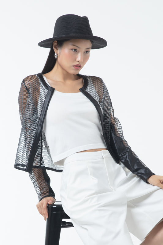 Black/White