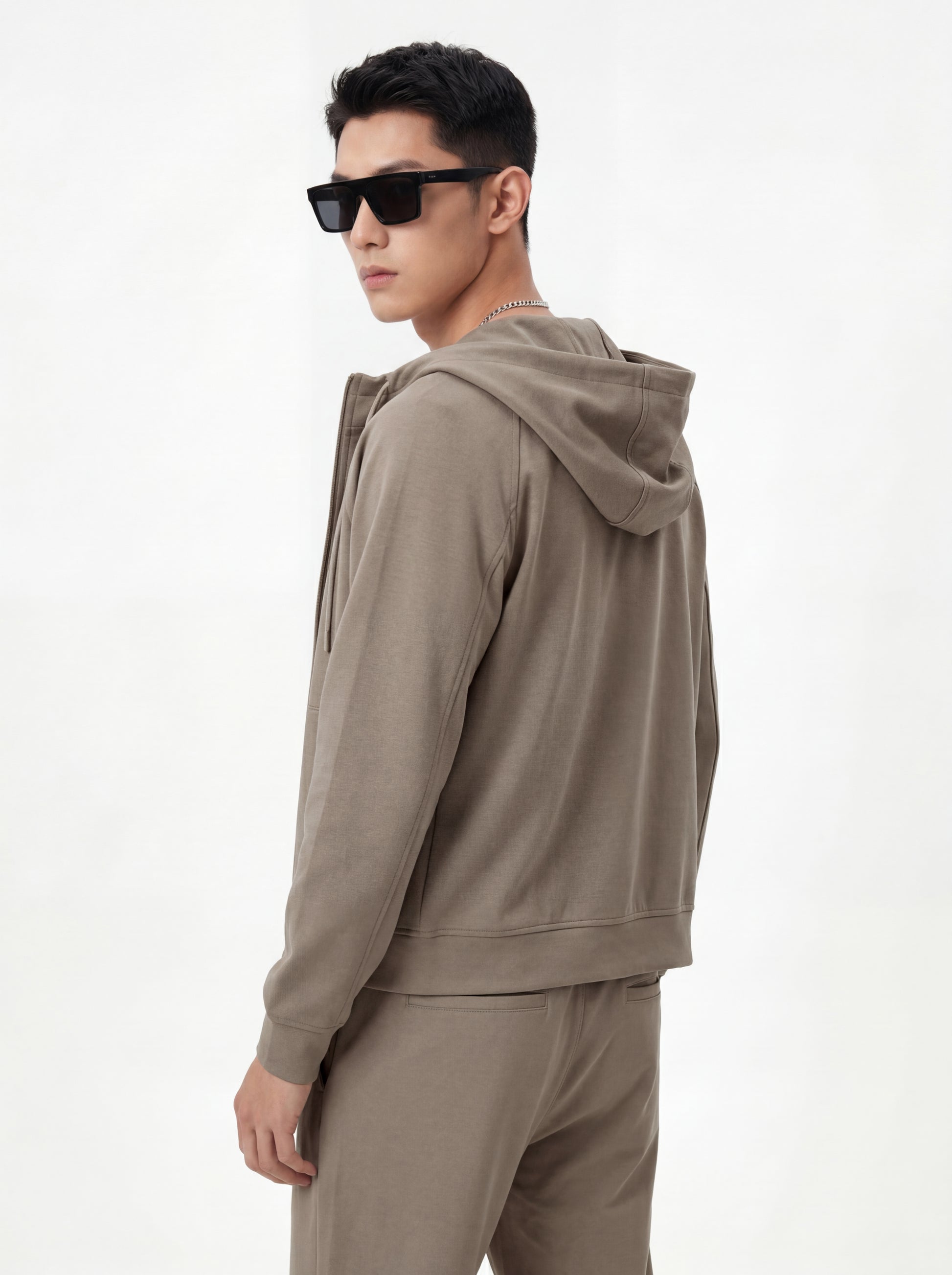 Taupe