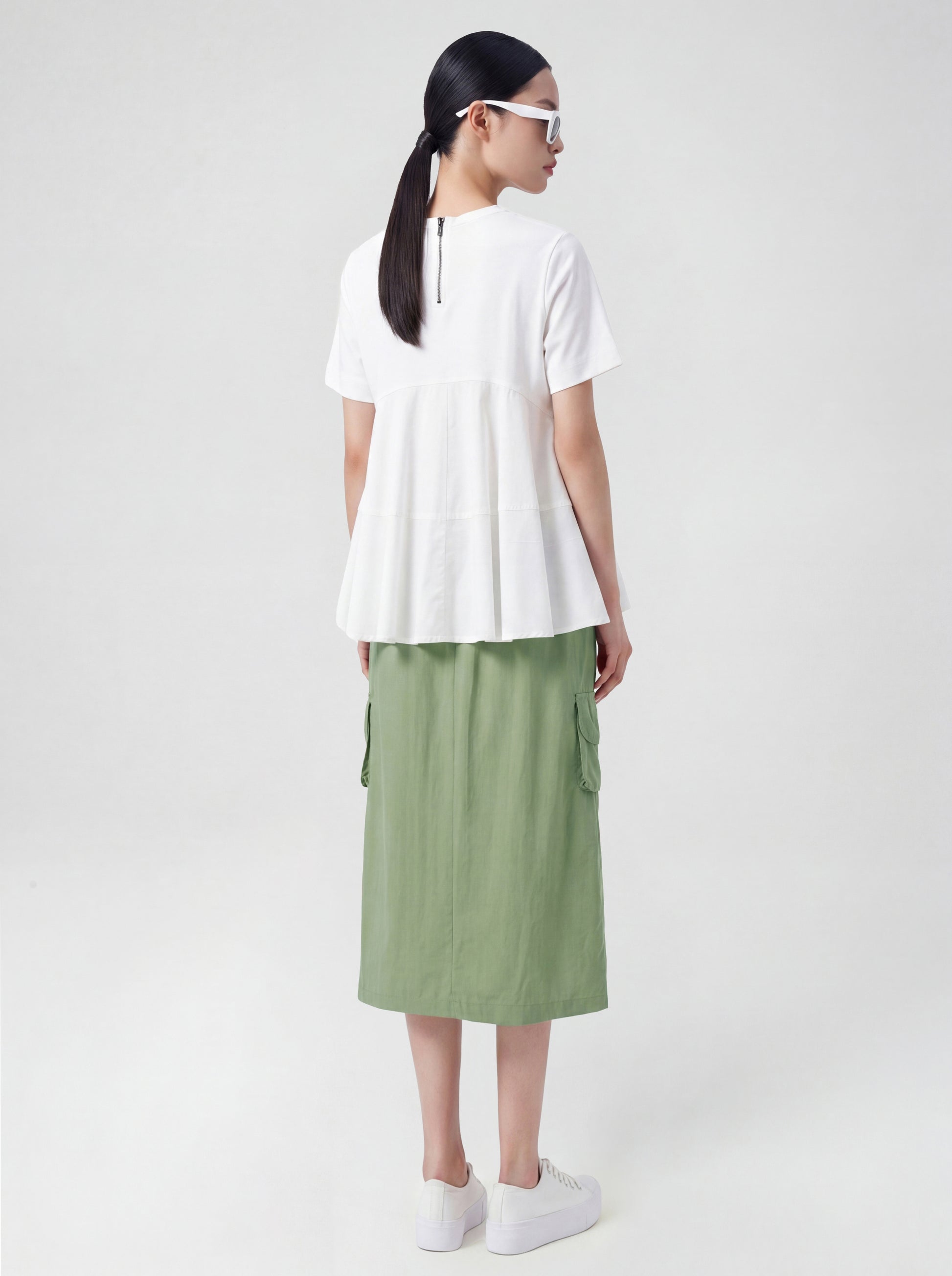 Off White